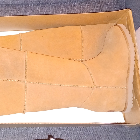 Over the Knee Ugg Boots brown/tan - Picture 2 of 9